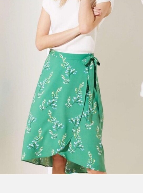 LOFT Dresses & Skirts - LOFT Green Floral High-Low Wrap Skirt with Tie